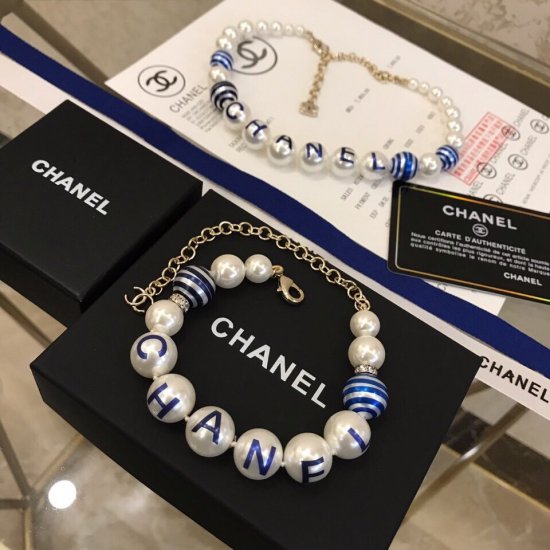 秋冬毛衣链Chanel 毛衣链 原单狠货进出专柜无压力，代购级别 Chanel 香奈儿经典喷砂质感 原版金 珍珠毛衣链，美呀 - Click Image to Close