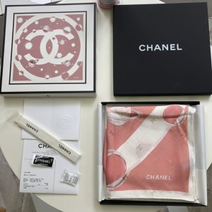 Chanel 高雅 简约 精美 90*90cm 100%真丝 暗纹提花织纹 原单品质 银河