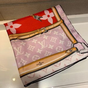 Louis Vuitton 皮带大字 90*90cm 100%斜纹真丝 原单品质