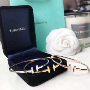 厂家直销 Tiffany&Co. 采用弹力设计 925银 5A级别 支持专柜对版 咪金电镀 市面最高版本