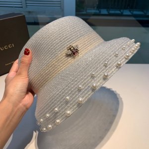 Gucci古奇宫廷复古风欧根纱渔夫礼帽，重工定制，手工钉珠，名媛大方，轻盈透气舒适！