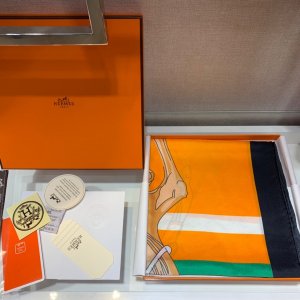 Hermes 90*90cm 100%斜纹真丝 原单品质 披风骏马～橙色