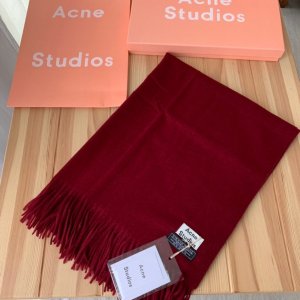 性价比极高 百搭款 Acne Studio 70*200cm 100%羊毛 披肩围巾两用