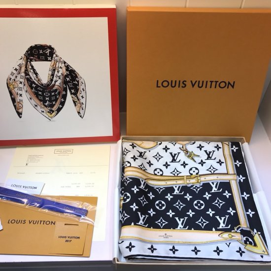 Louis Vuitton 皮带方巾 90*90cm 100%斜纹真丝 手工卷边 - Click Image to Close