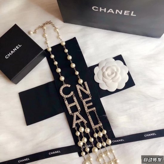 xx307 Chanel Chanel 2019年秋冬新品 字母不对称三层珍珠毛衣链 专柜同步发售 超精工打造全网最高版本 原版一致材质 - Click Image to Close