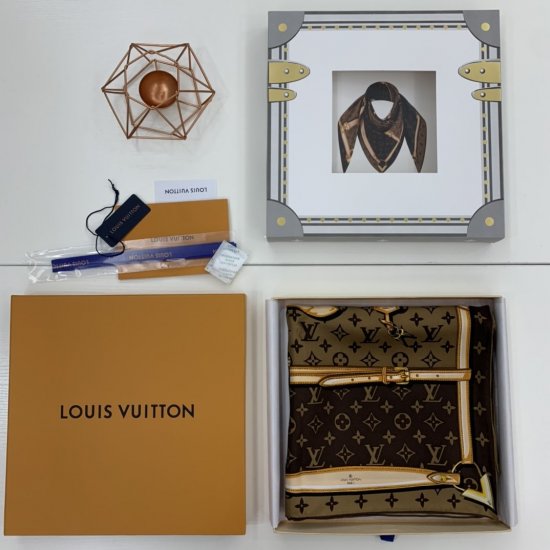 Louis Vuitton 皮带～栗色 90*90cm 100%斜纹真丝 原单品质 - Click Image to Close