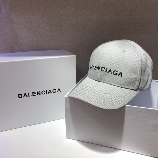 Balenciaga 帽子 出街凹造型必备单品 简约设计更百搭 - Click Image to Close