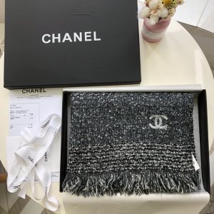 Chanel 100%羊绒 65*180cm 冬季百搭款 围巾披肩两用