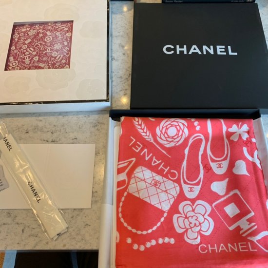 Chanel 高雅 简约 精美 90*90cm 100%斜纹真丝 原单品质 香水和鞋～玫红 - Click Image to Close