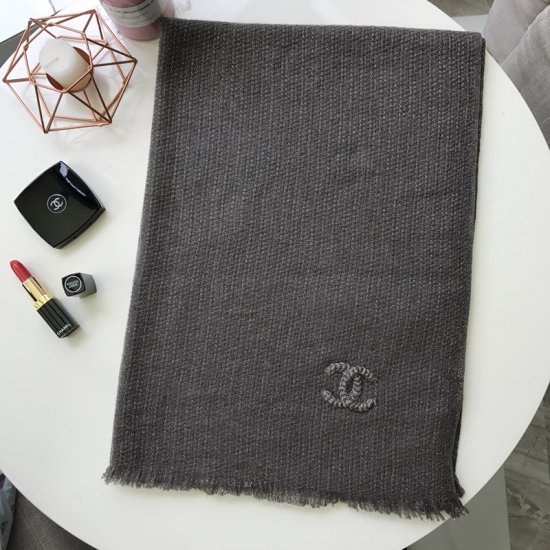 Chanel 素色金丝 65*190cm 100%羊绒 柔软的质感加入丝丝金丝线 低调的奢华[玫瑰] - Click Image to Close