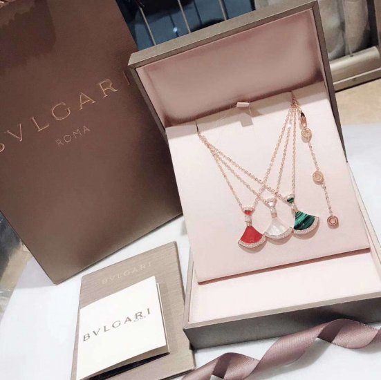 Bvlgari 宝格丽 DIVA系列 代购级别扇形裙子带钻项链 高端定制德国进口s925纯银材质电镀厚金 原版龙虾扣 超精工实拍高清无死角 - Click Image to Close