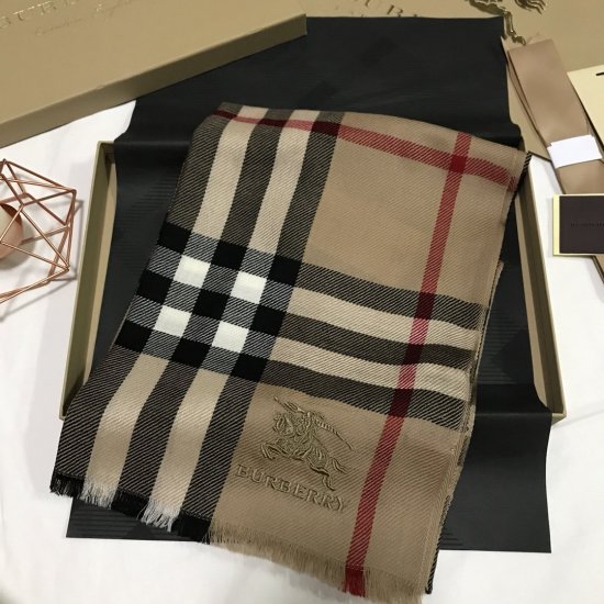 Burberry 绣马长巾 70*200cm 100%羊绒 围巾披肩两用 - Click Image to Close