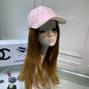 ChanelChanel2019春秋鸭舌帽、棒球帽A钻logo绸缎面料，潮女必备神器，火爆3色！