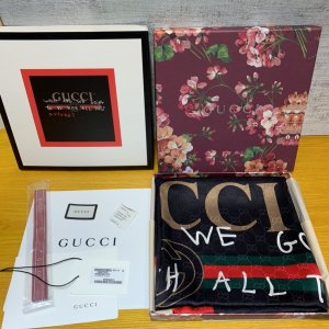 Gucci CC联名～黑色 90*90cm 100%真丝 暗花提纹 原单品质