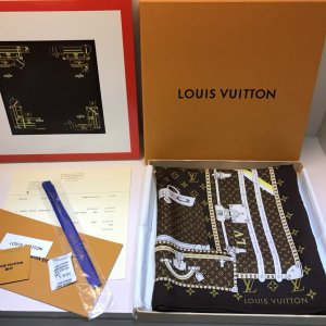 Louis Vuitton 行李箱 90*90cm 100%斜纹真丝 原单品质全套包装