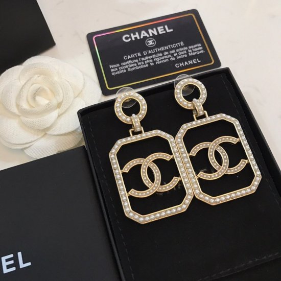 Chanel Chanel 方形酒瓶耳钉 市面最高版本 正品原版黄铜材质配纯银针 超显脸小 S925银针 - Click Image to Close