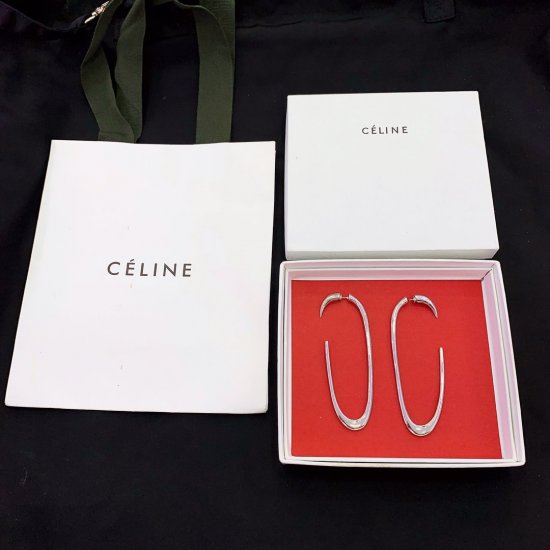 〖CELINE 火爆光面 耳环 〗赛琳几何大耳环抢手单品，自留款多种佩戴方法，值得购买，一款就能驾驭几天的出行佩戴原版黄铜材质持久不掉色 美美哒两种戴法 - Click Image to Close