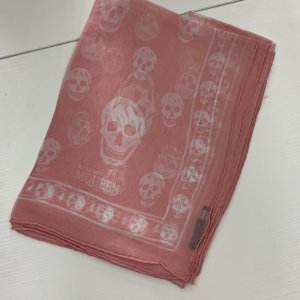 Alexander McQueen 135*135cm 100%真丝 一比一品质 经典骷髅 粉底白头