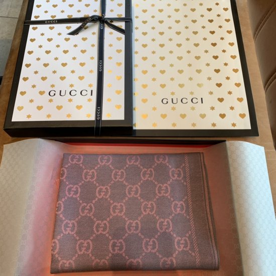 Gucci提花 45*180cm 100%羊毛 经典百搭款 围巾披肩两用 两面可用 - Click Image to Close