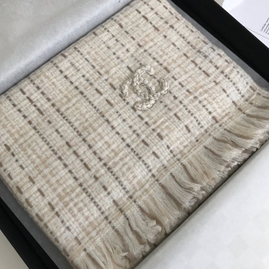 Chanel 多色编织 65*200cm 100%羊绒 简约名媛风 围巾披肩两用 柔软细腻的质感带来不一样的质感 - Click Image to Close