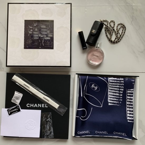 Chanel 高雅 简约 精美 90*90cm 100%斜纹真丝 原单品质 简约生活～藏青 - Click Image to Close