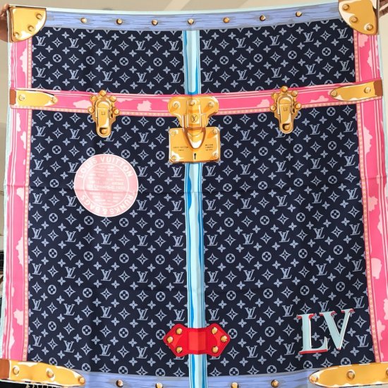 Louis Vuitton 夏季树干～藏青色 90*90cm 100%斜纹真丝 原单品质 - Click Image to Close