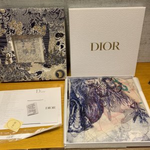 Dior 早春新款 航海旅行长巾～蓝色 100%真丝 140*180cm 薄透飘逸 原单品质