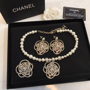 Chanel 香奈儿早春 花朵套装 正品3000+元 专柜一致黄铜材质