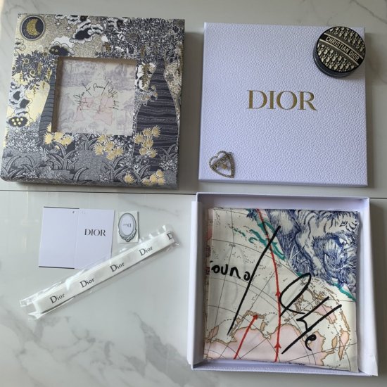 Dior 航海旅行 Dior标志星星和茹伊印花 流苏装饰边缘 90*90cm 100%斜纹真丝 原单品质 - Click Image to Close