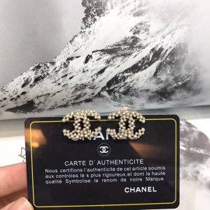 出货Chanel香奈儿耳钉 Chanel市面最高版本！专柜1:1款式开模 专柜原版！ChanelLogo香奈儿耳钉女神必备 超级显脸瘦[爱心]