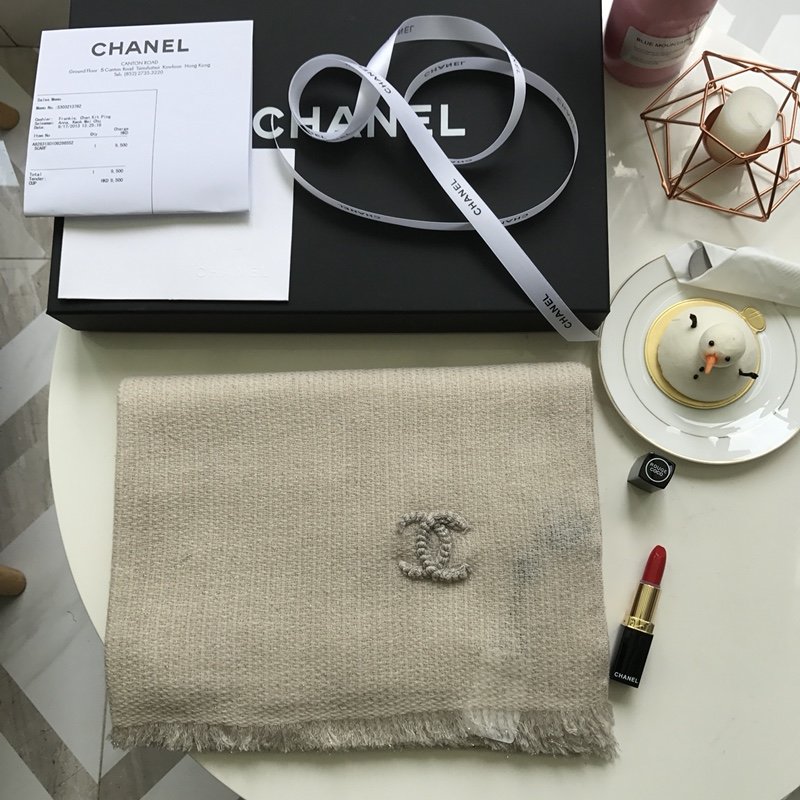 Chanel 素色金丝 65*190cm 100%羊绒 柔软的质感加入丝丝金丝线 低调的奢华[玫瑰]