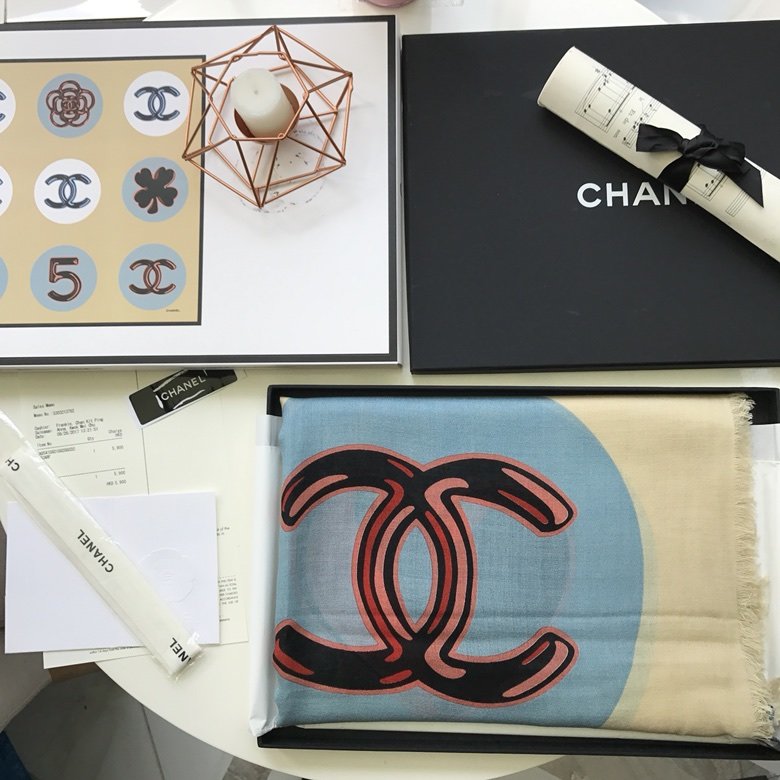 Chanel 幸运草丝毛 136*136cm 57%真丝43%羊绒 原单品质全套包装