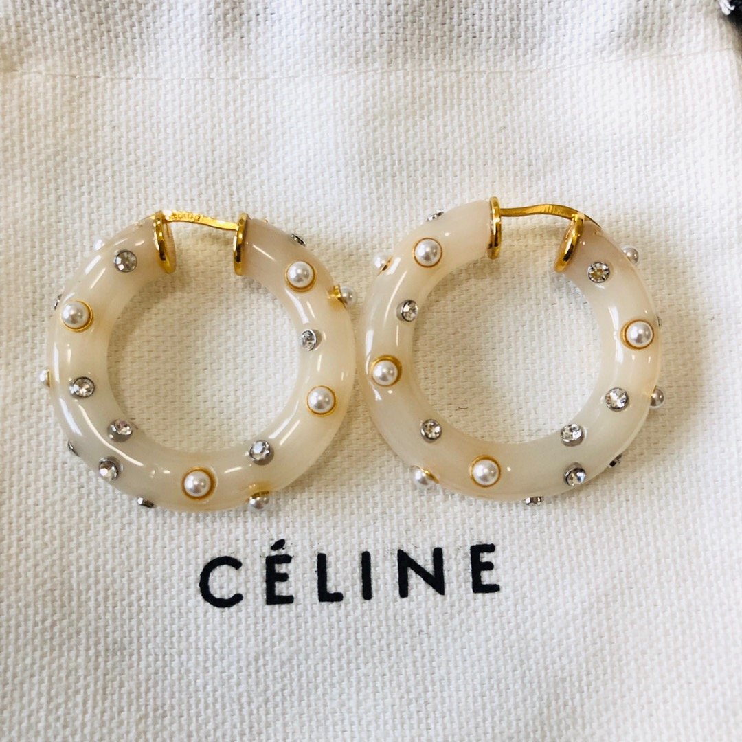 Celine 树脂大圈圈耳钉