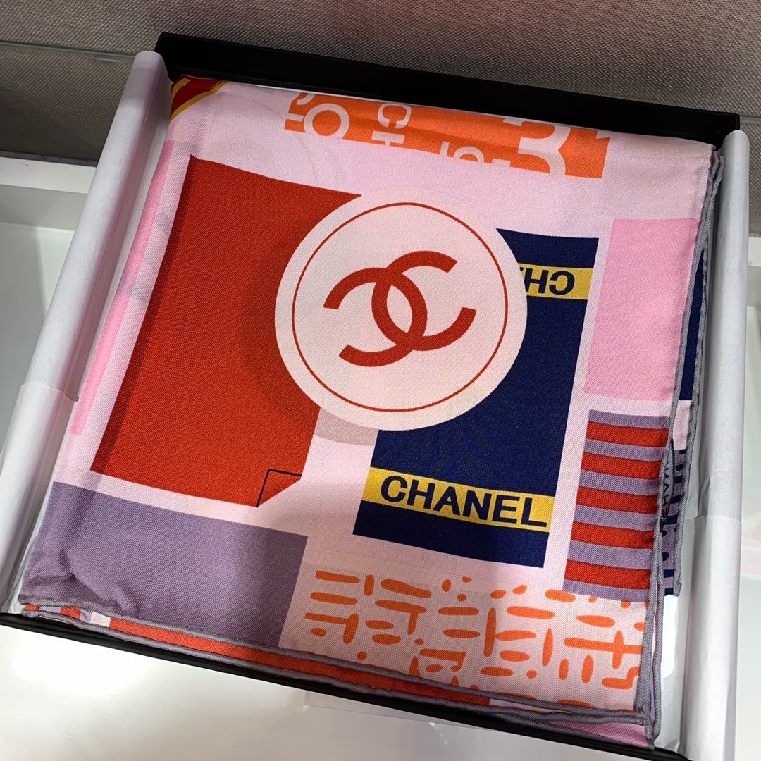 Chanel 高雅 简约 精美 90*90cm 100%斜纹真丝 原单品质