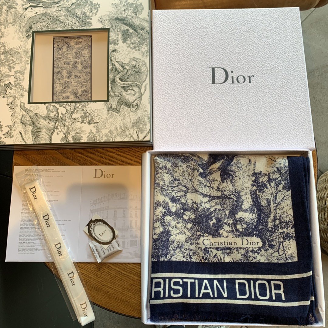 Dior 丛林丝毛长巾～蓝色 195*108cm 70%羊毛30%真丝 原单品质