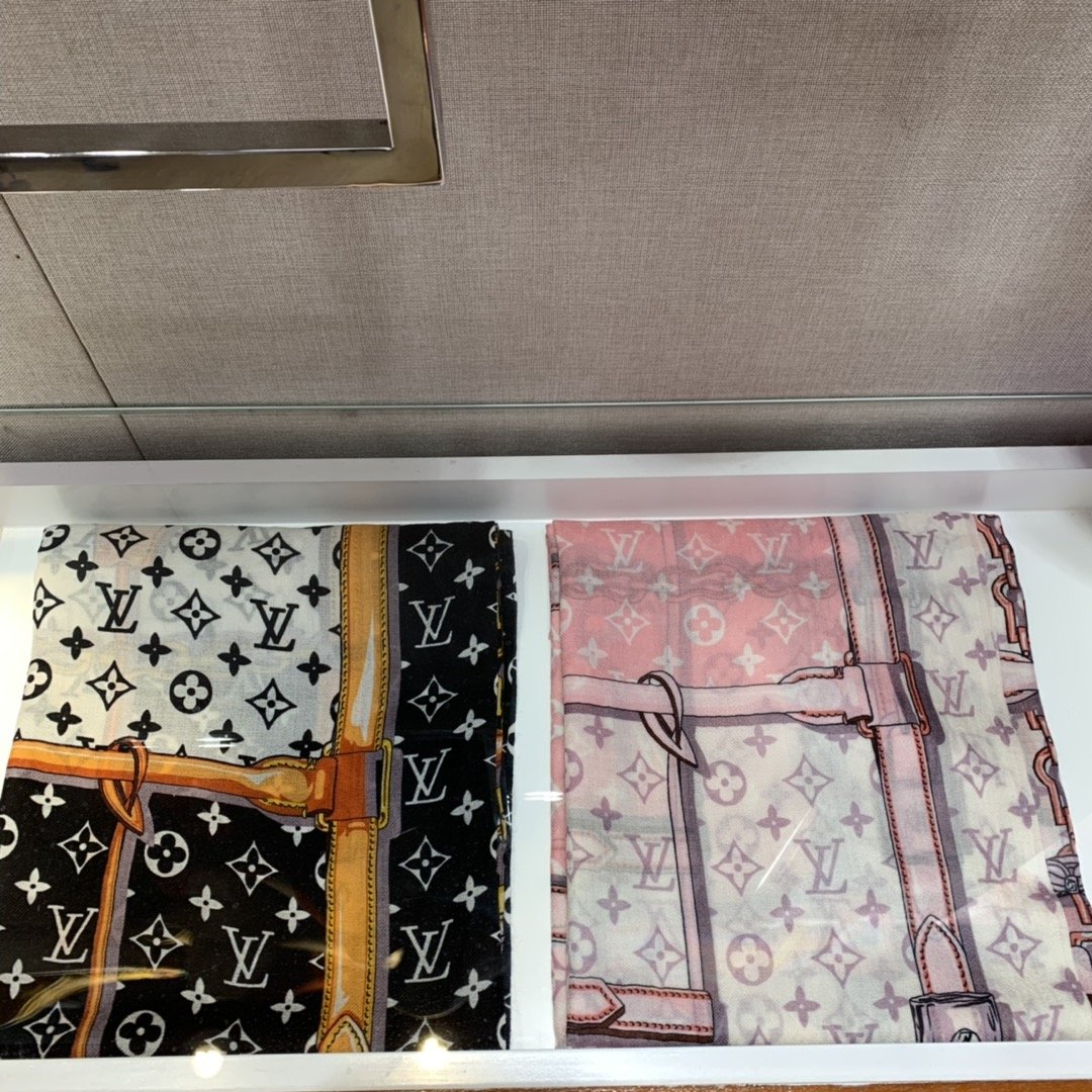 Louis Vuitton 皮带羊绒长巾 100*200cm 100%羊绒